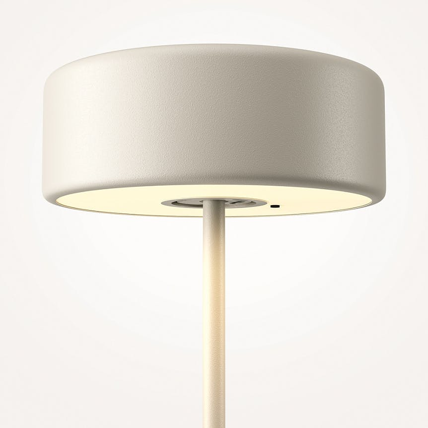 Lampe de table rechargeable en métal ALMA