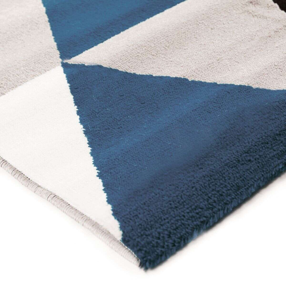 Tapis salon toucher laineux motif triangles  GEO SCANDI