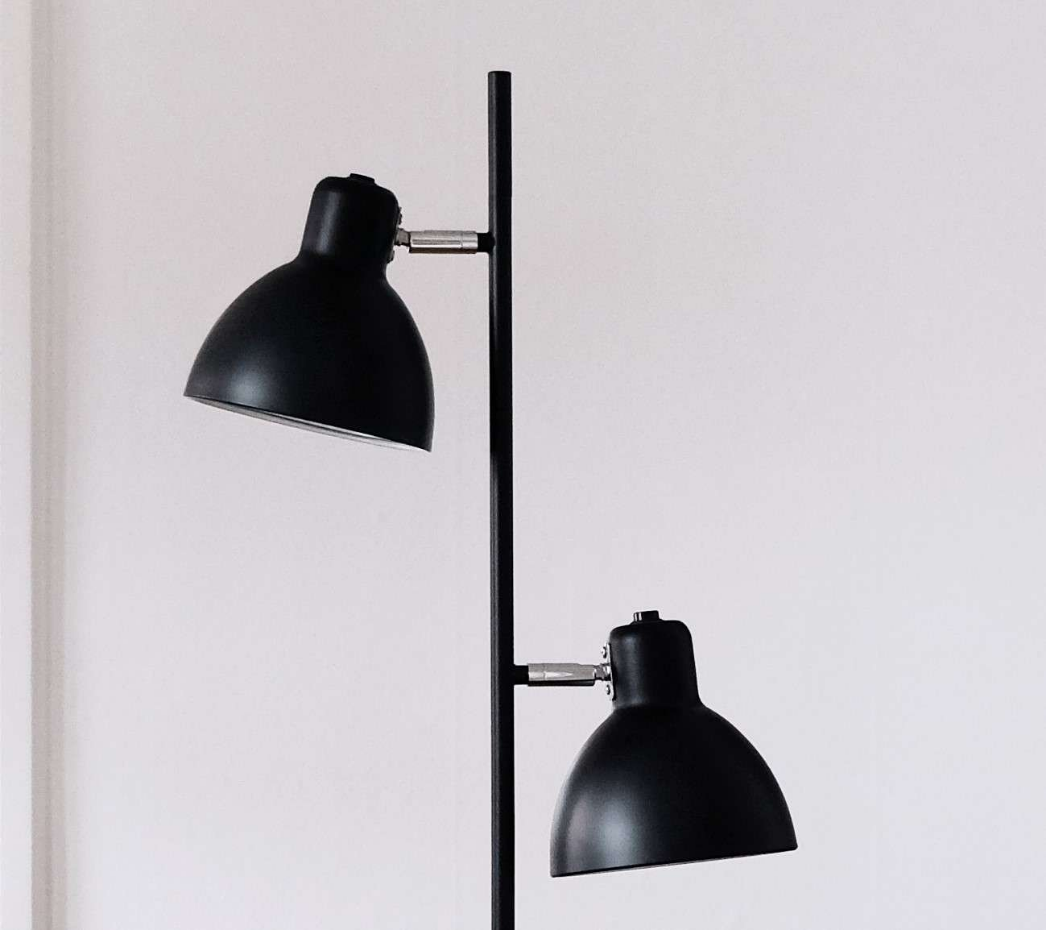 Lampadaire en Métal à deux points lumineux SKAGEN