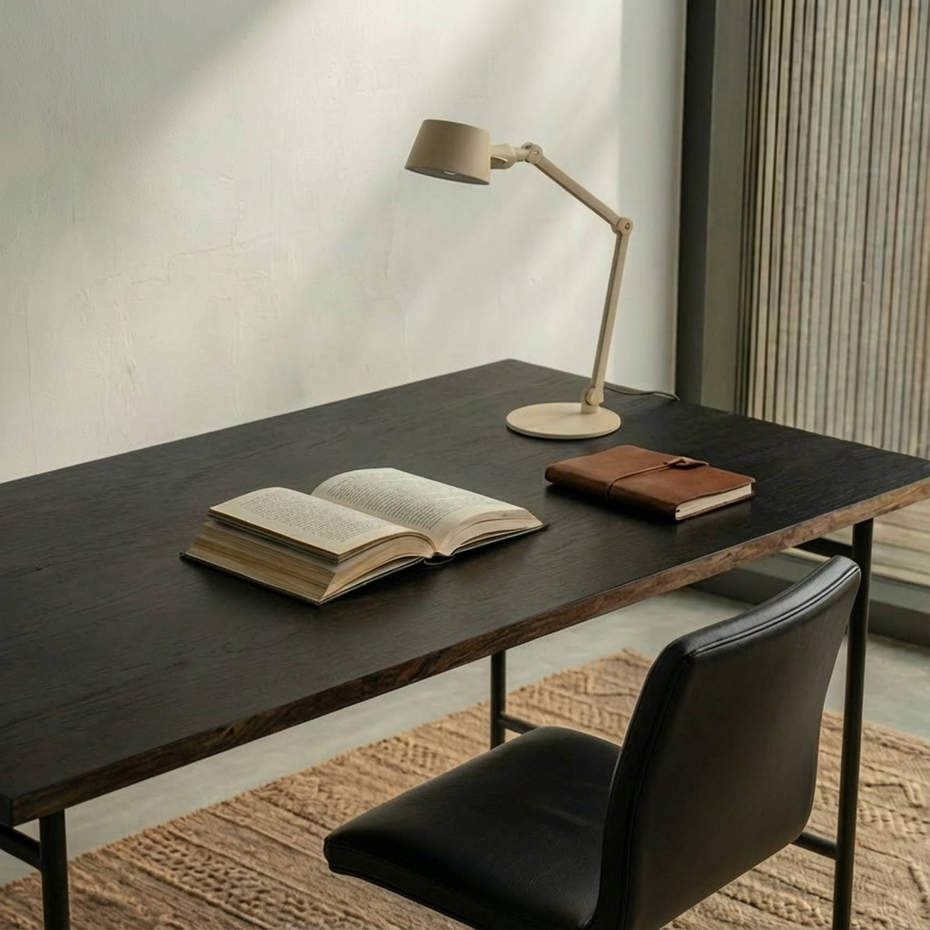 Lampe à poser en métal moderne, Silka