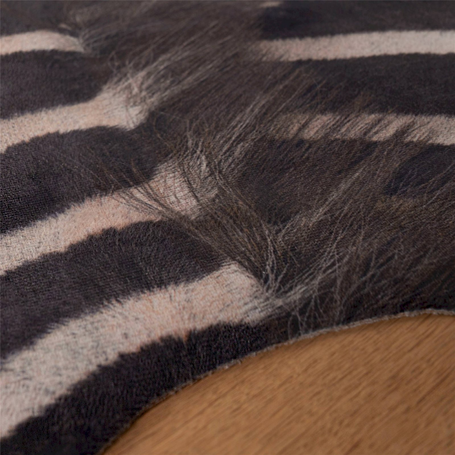 Tapis en polyester motif zèbre organique