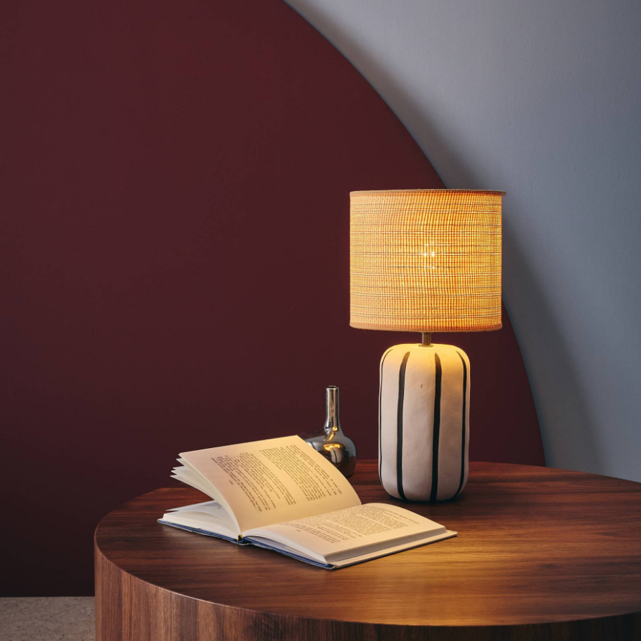 Lampe de table intérieur céramique, abat-jour effet rotin H 41cm ROXANE