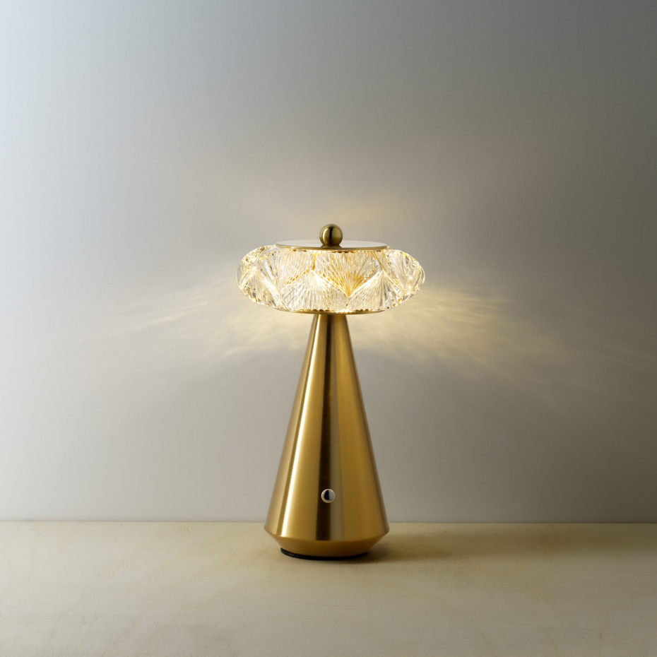 Lampe de table en fer DIAMOND