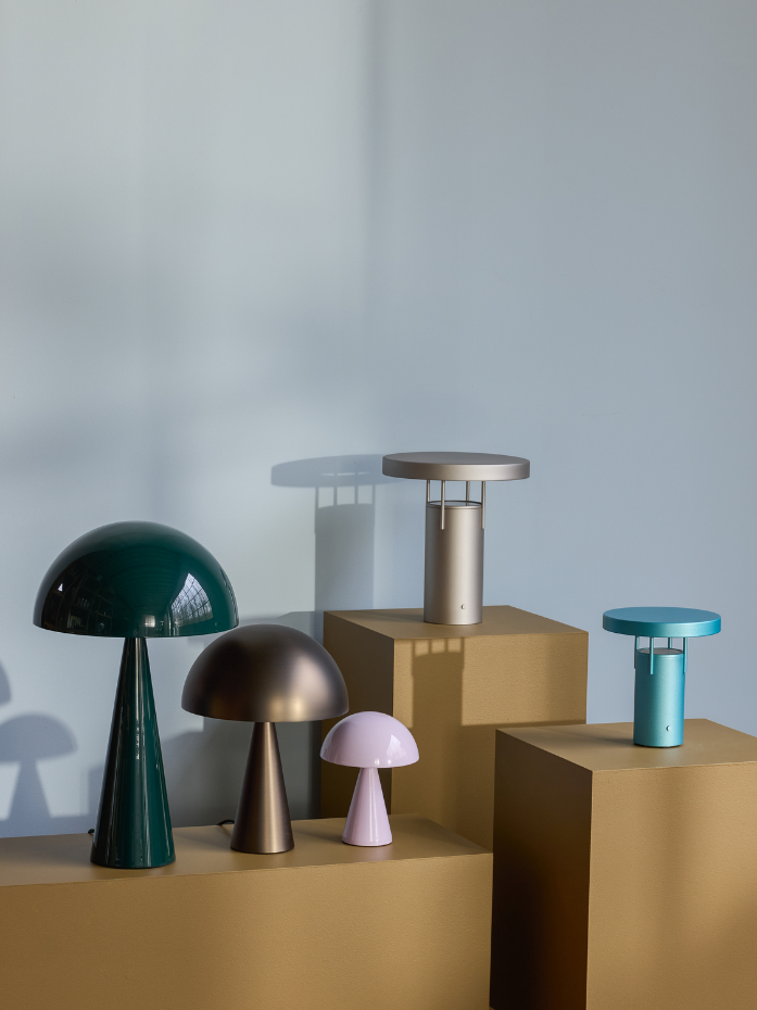 Lampe de table en fer MUSH