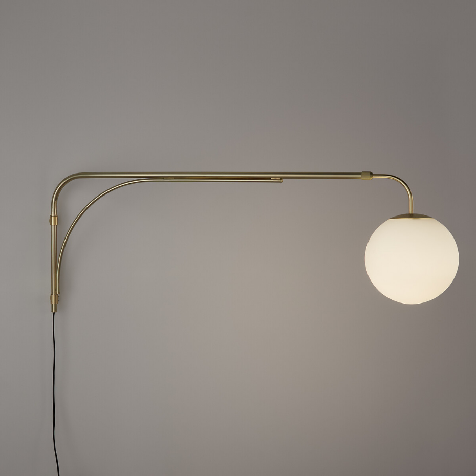 Applique/Potence laiton et verre opaline, Moricio
