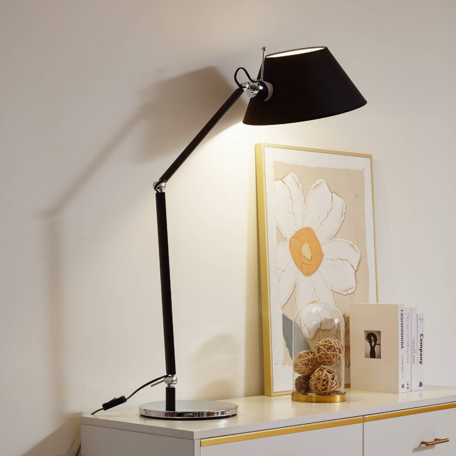 Lampe à poser en métal, Dansari