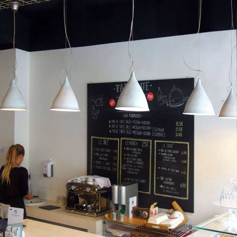Lampe  suspendue en porcelaine Cornette