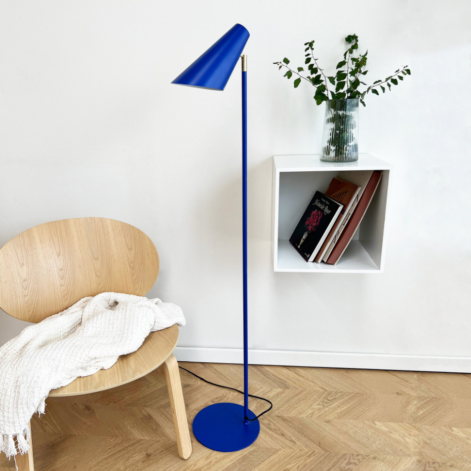 Lampadaire en métal Cale