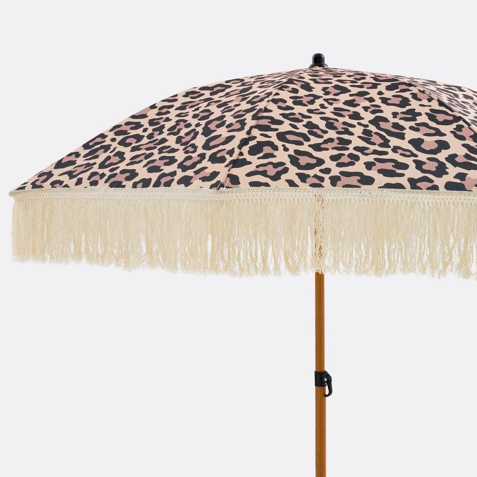 Parasol motif léopard, finition frangée, SAVANA