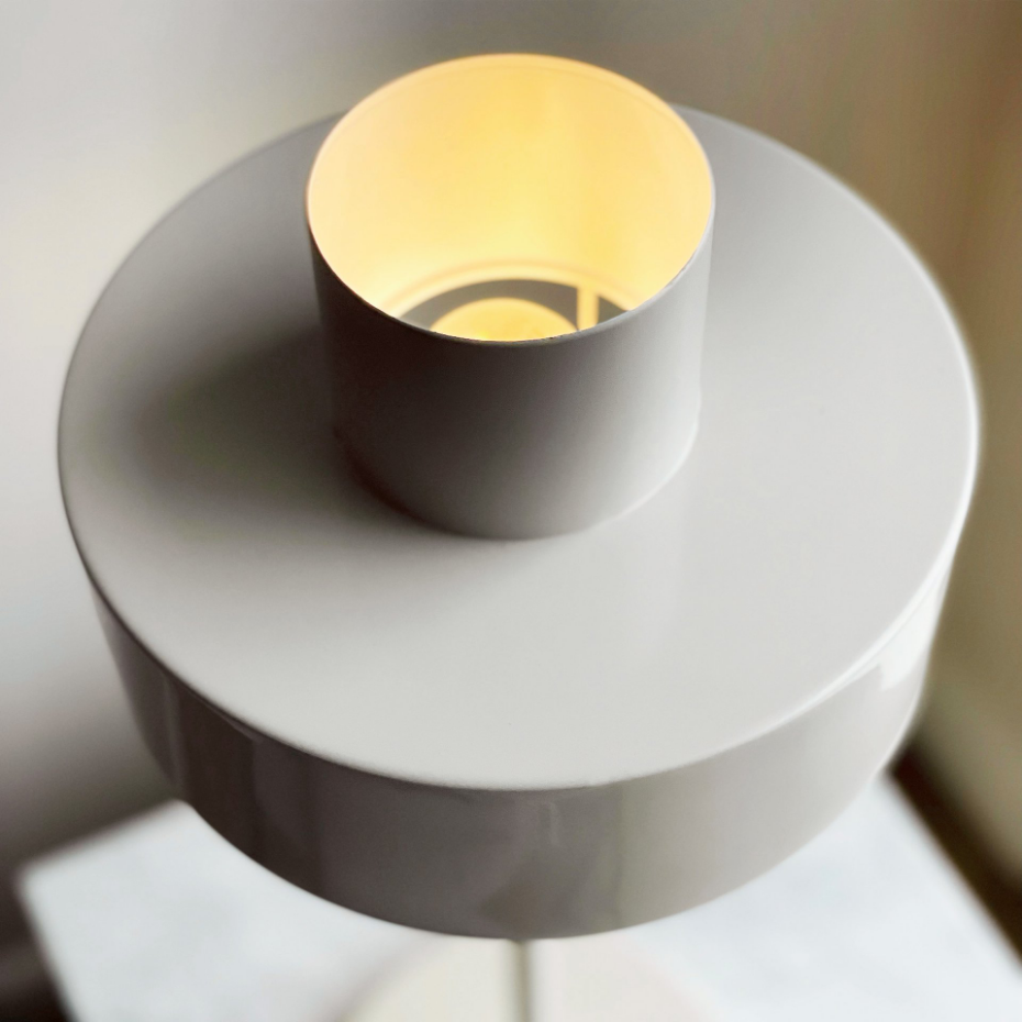 Lampe à poser en métal blanc STOKE