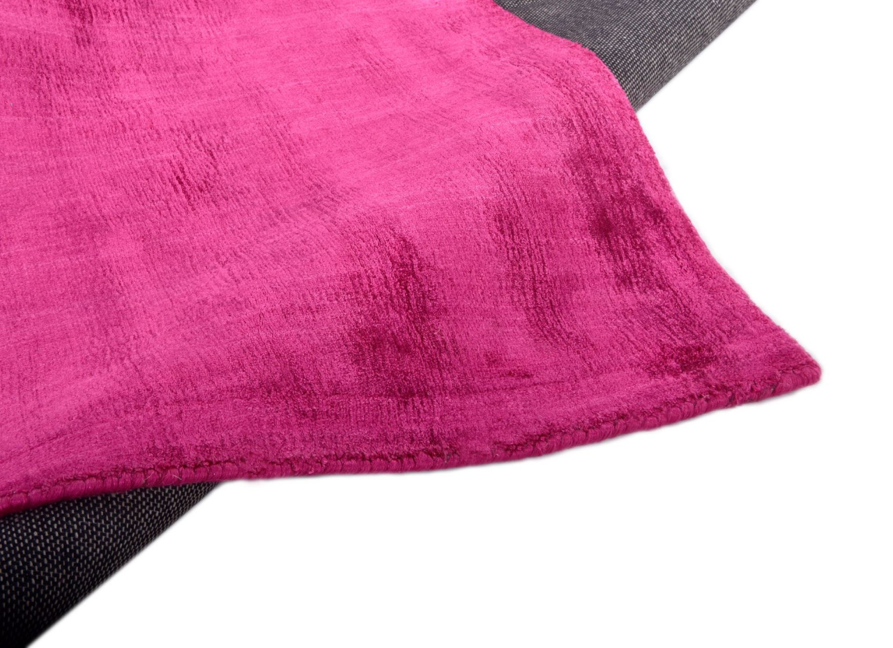 Tapis en viscose tissé main aspect vieilli - Shine