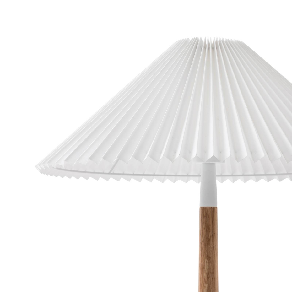 Lampadaire en bois scandinave, Ellorin
