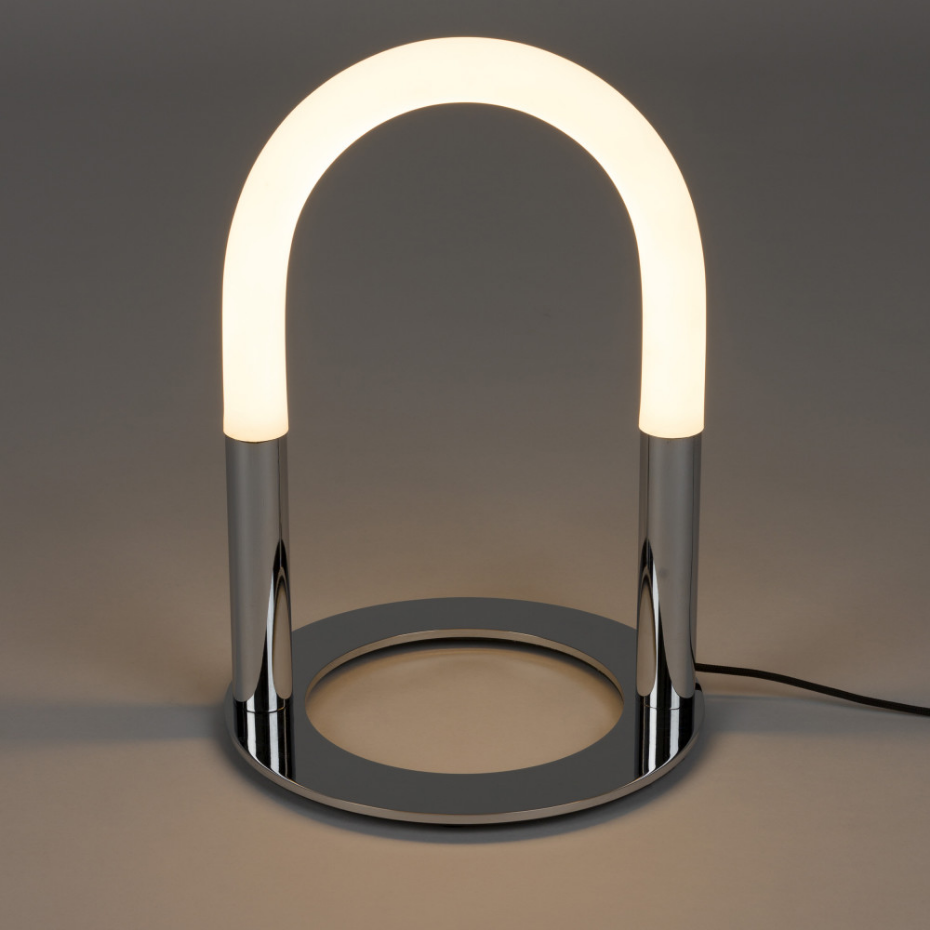 Lampe à poser en métal- ARCH