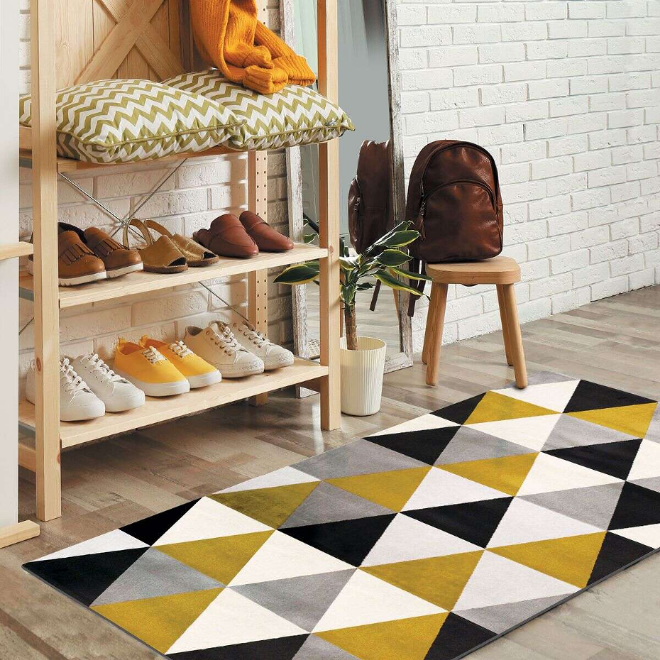 Tapis salon toucher laineux motif triangles  GEO SCANDI