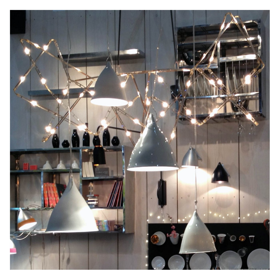 Lampe  suspendue en porcelaine Cornette