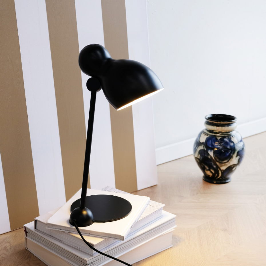 Lampe à poser en métal noir LUDO