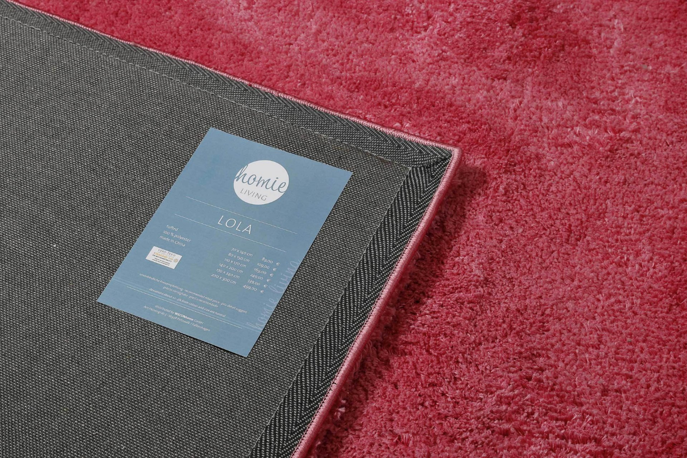 Tapis poils longs avec de légères rayures ,  Lola