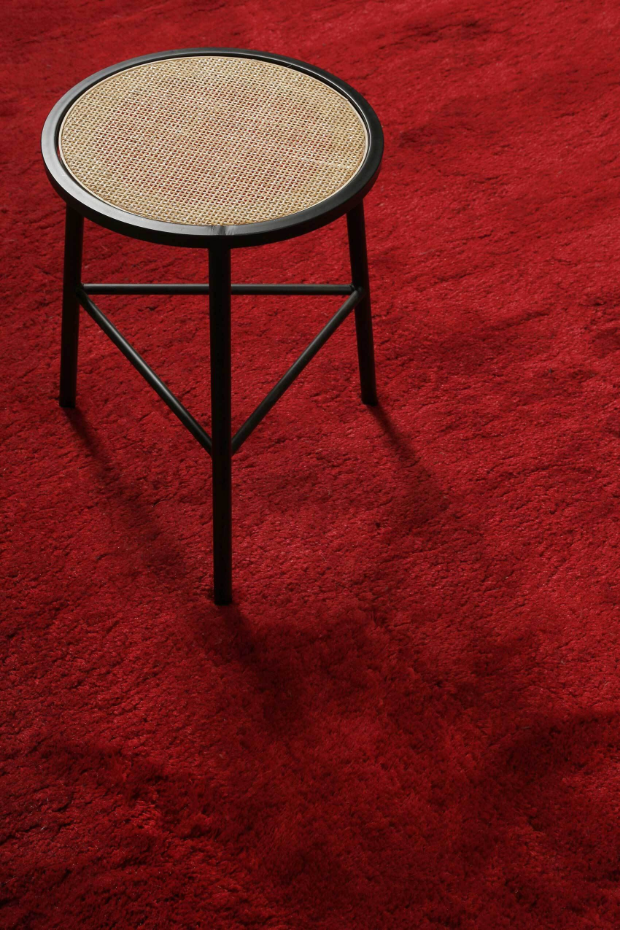 Tapis à poils longs avec de légères rayures ,  Lulu