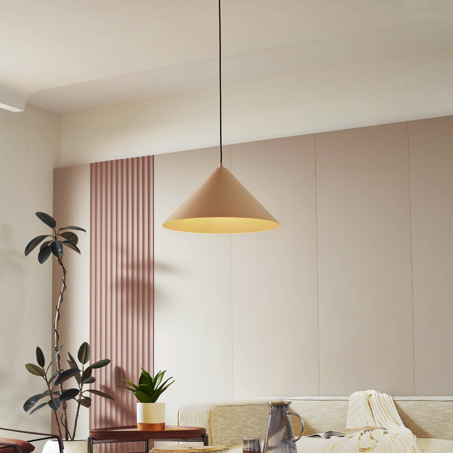 Suspension en métal moderne, Clarine
