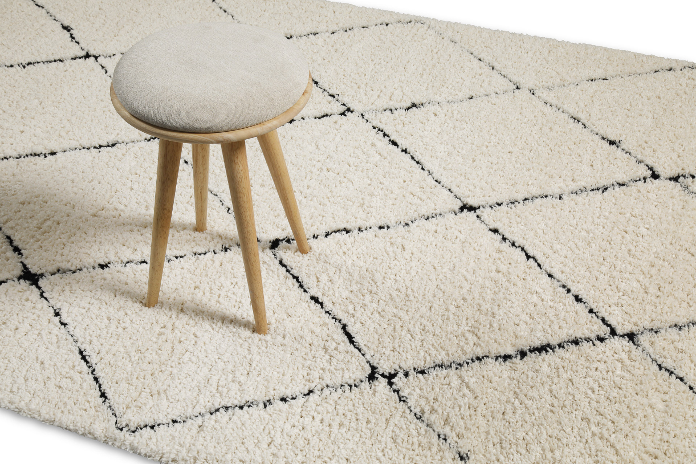 Tapis style berbère à poils longs ,  STUDIO TWO