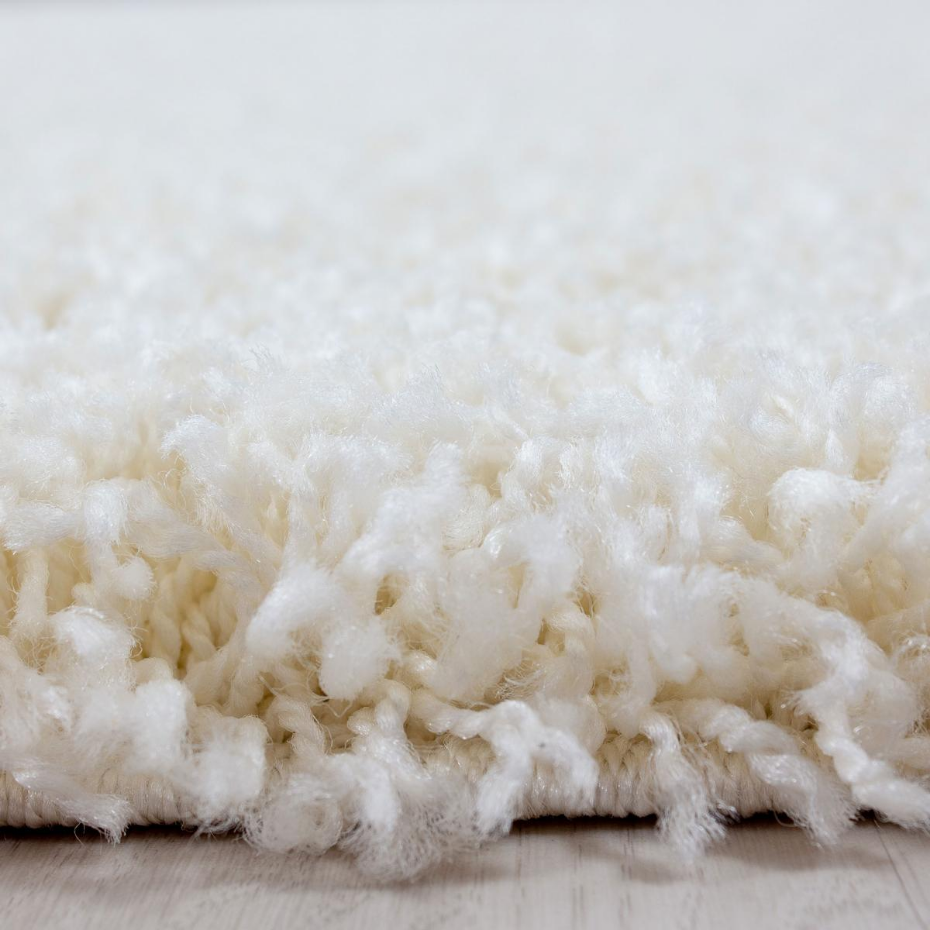 Tapis poils longs shaggy tissé motif uni UNI L