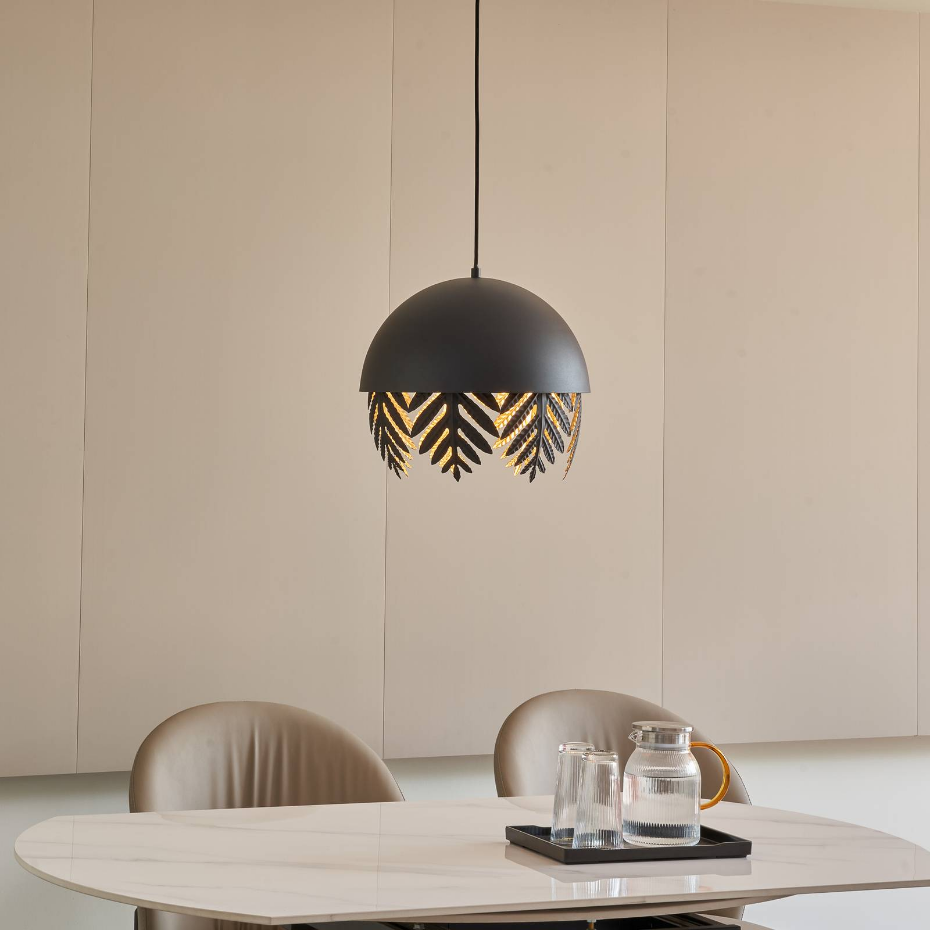 Suspension en métal design, Aparas