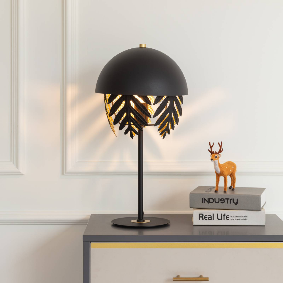 Lampe à poser en métal design, Aparas