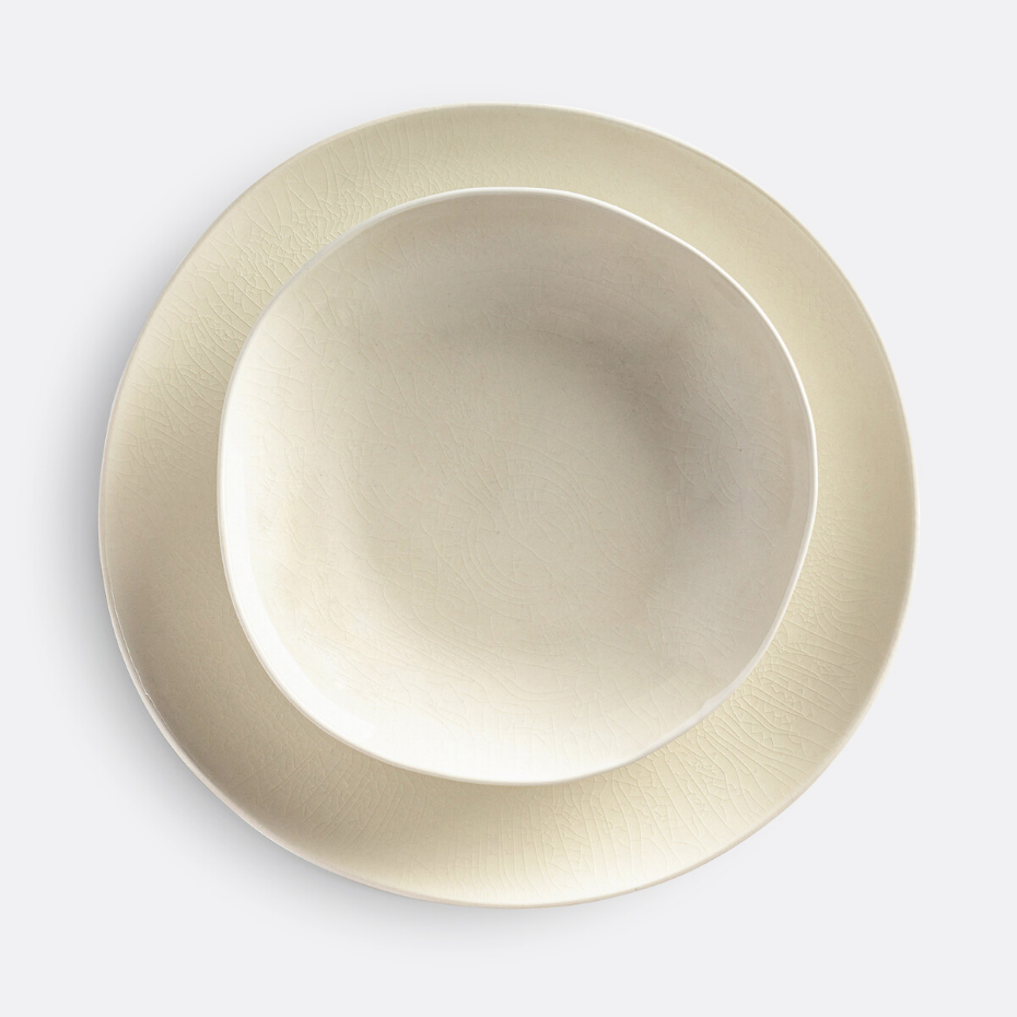 Lot 4 assiettes plates craquelées, GOGAIN