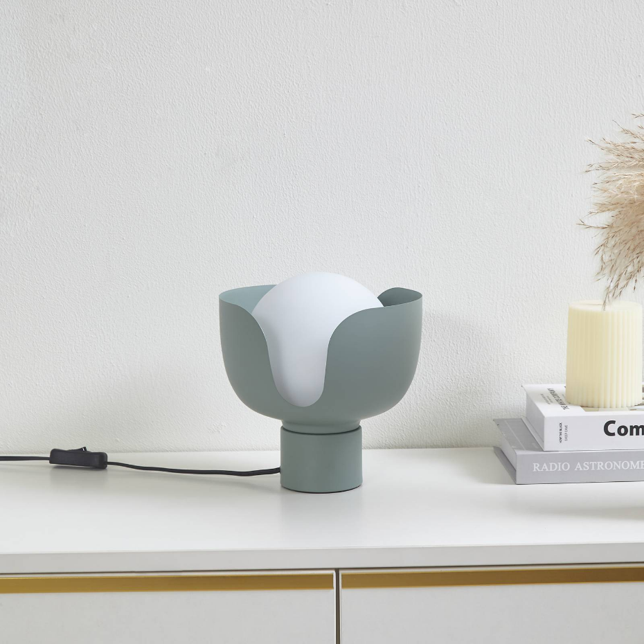 Lampe à poser en métal moderne, Fiora