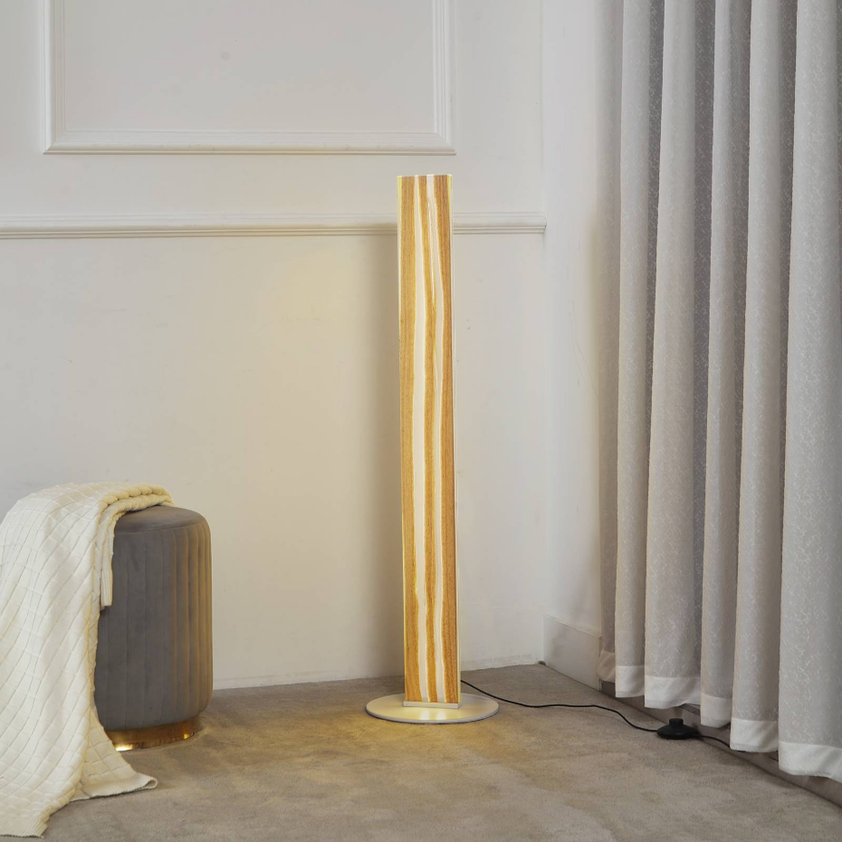 Lampadaire en bois moderneLED, Silja