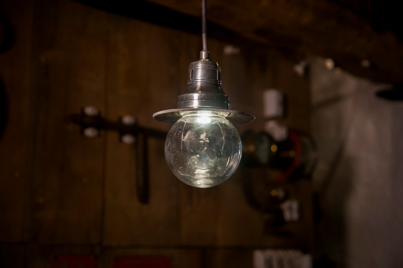 Lampe suspendue en laiton CHARLIE