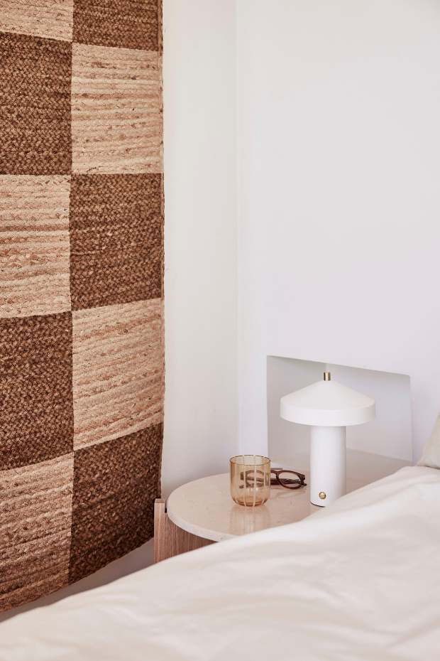 Lampe en acier avec abat-jour