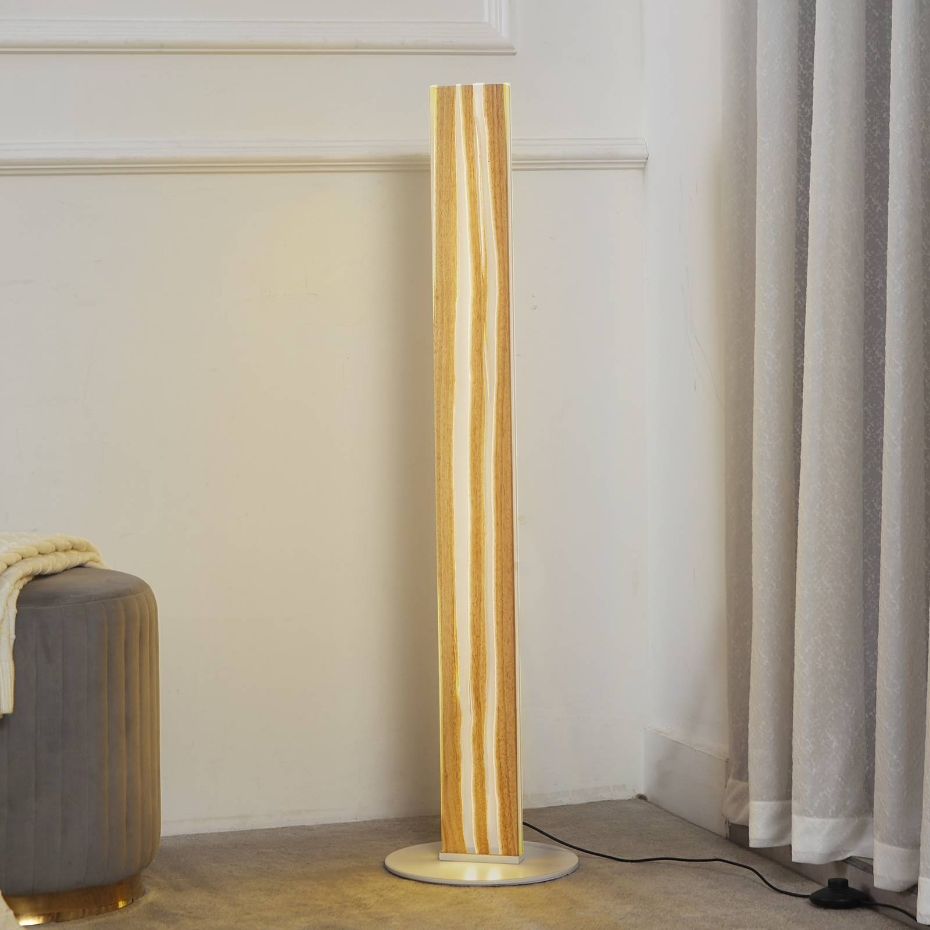 Lampadaire en bois moderneLED, Silja