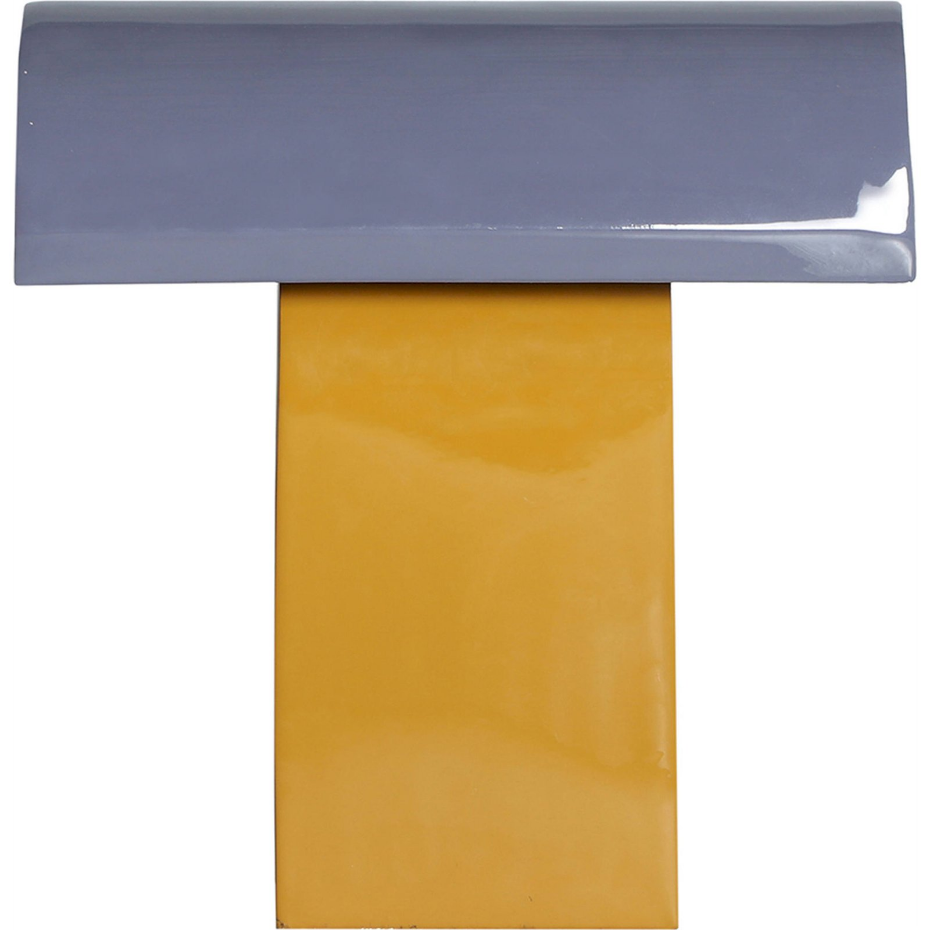 Lampe de table design en fer finition brillante