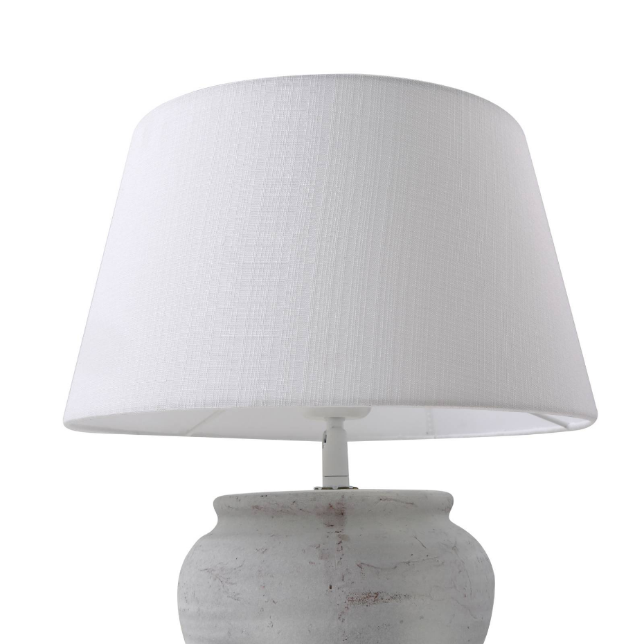 Lampe à poser en textile traditionnelle