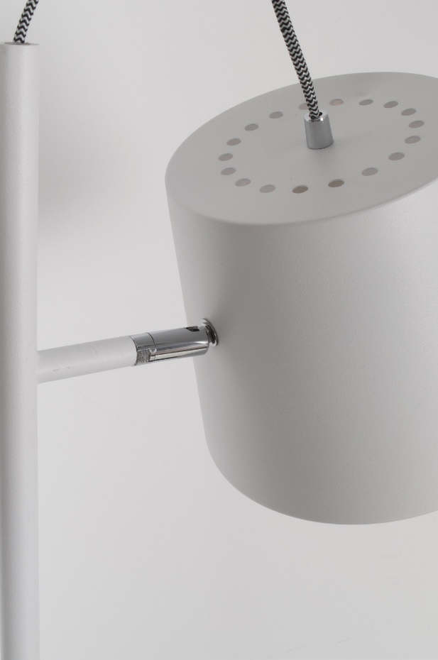Lampadaire design en métal industriel, BUCKLE HEAD
