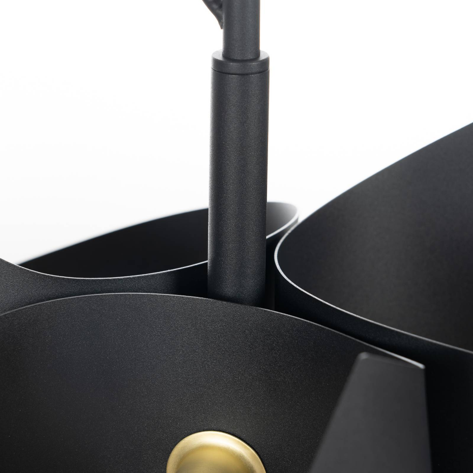 Suspension en métal design, Imron