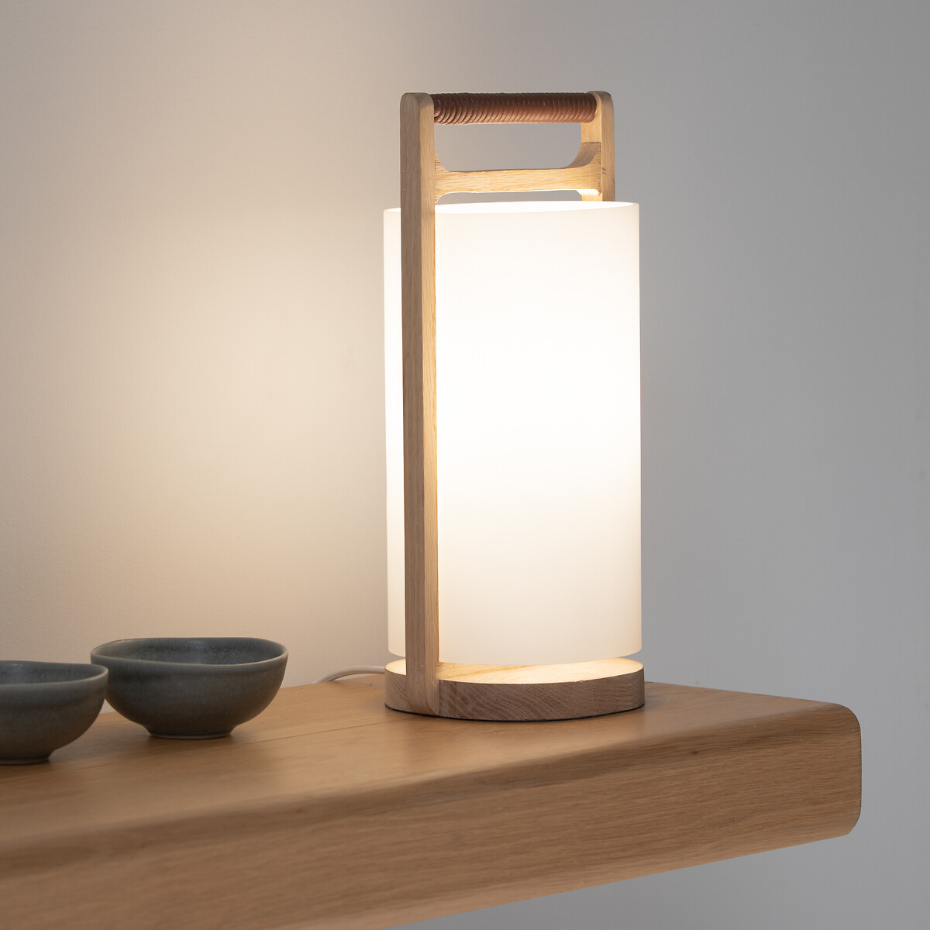Lampe chêne massif et opaline, Fodéo