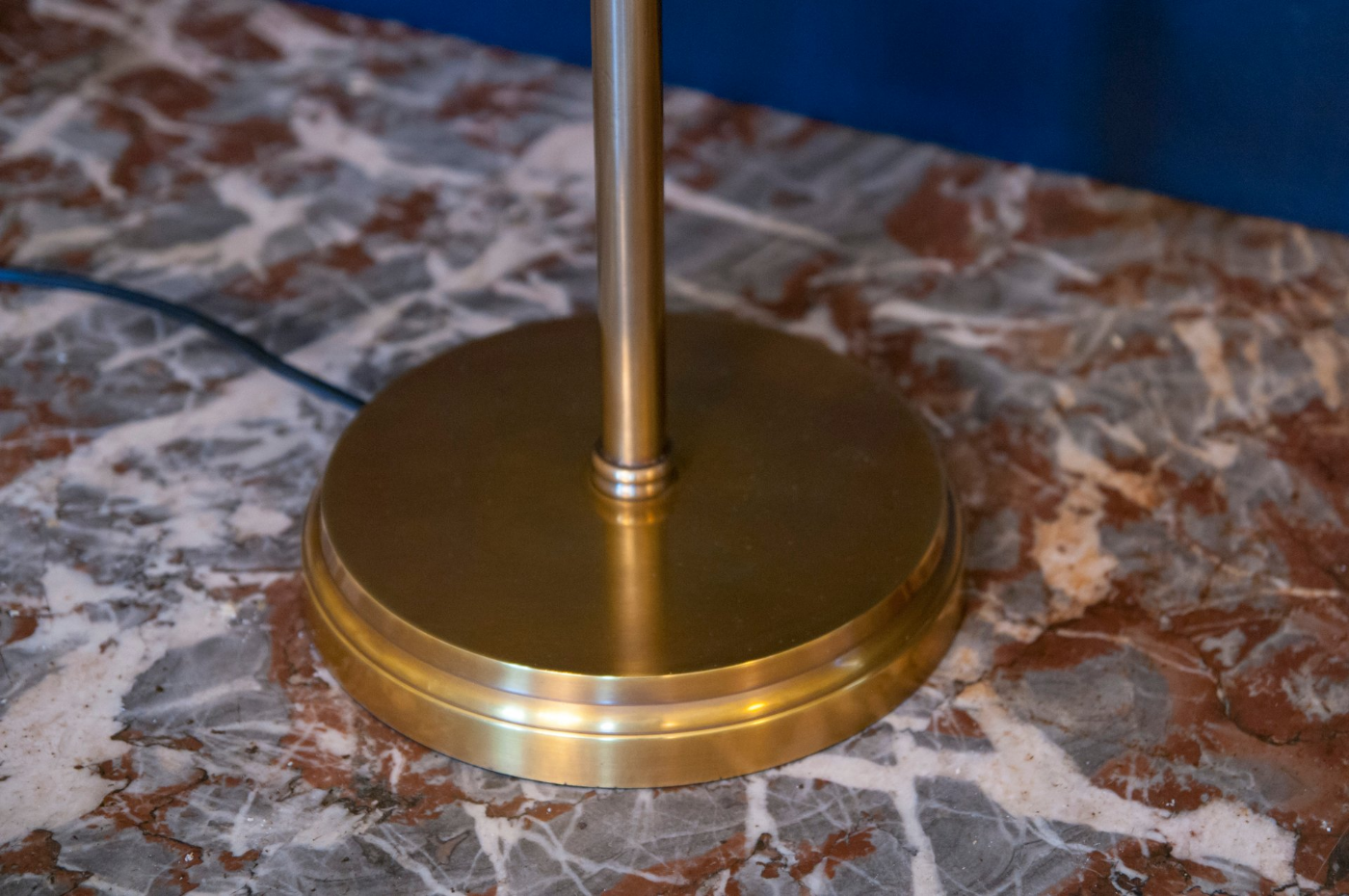 Lampe de table en métal AMBER