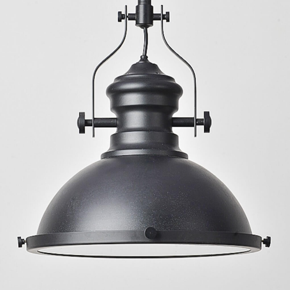 Suspension noire industrielle - NERIS