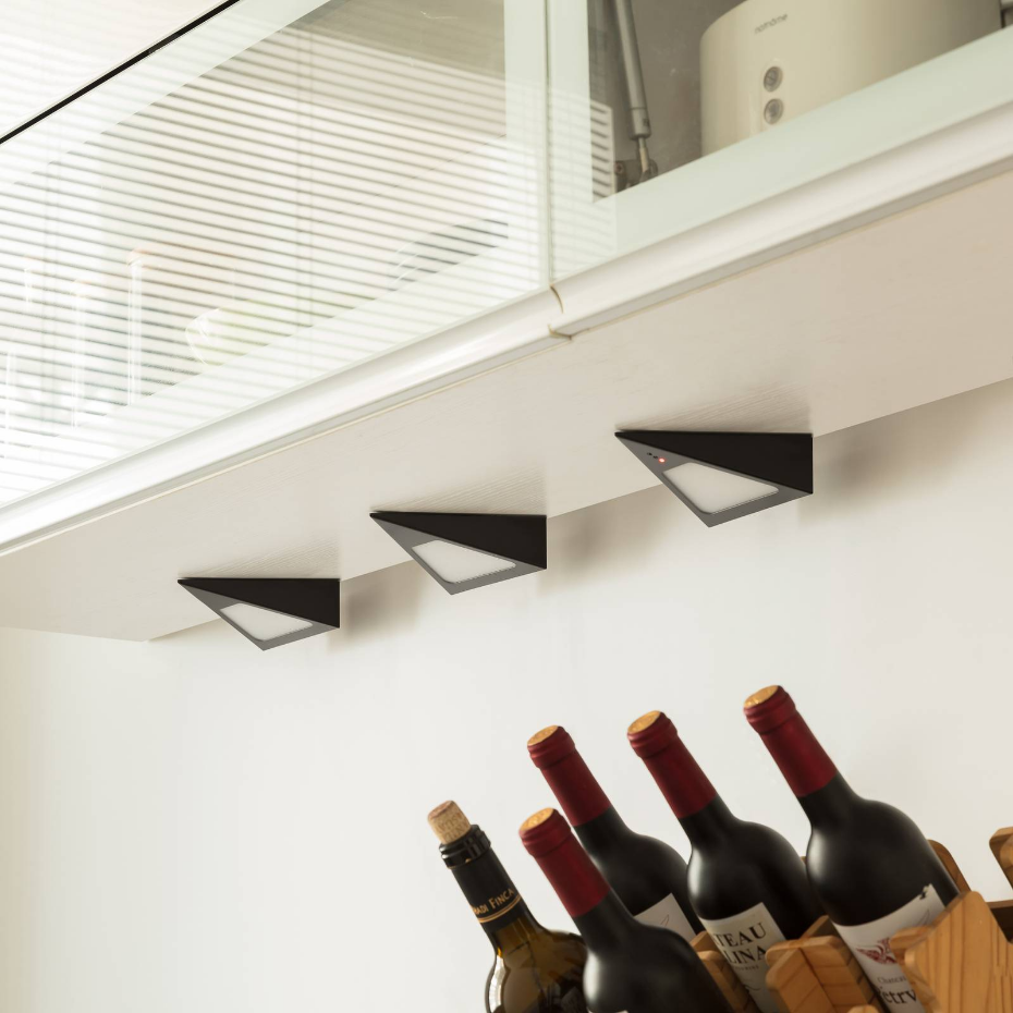 Lampes sous meuble en inox moderneLED, Odia