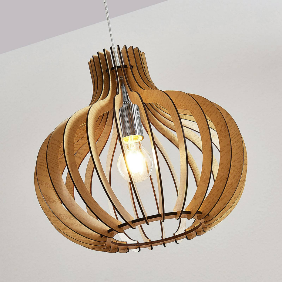 Suspension en bois scandinave, Sina