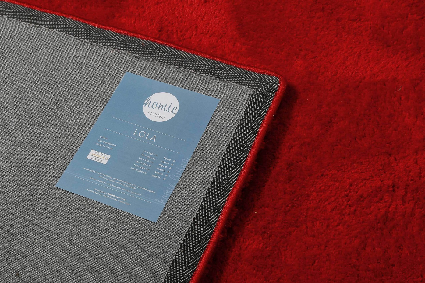 Tapis poils longs avec de légères rayures ,  Lola