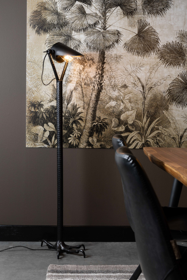 Lampadaire en métal Falcon
