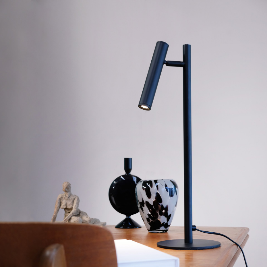 Lampe à poser en métal noir CARLO