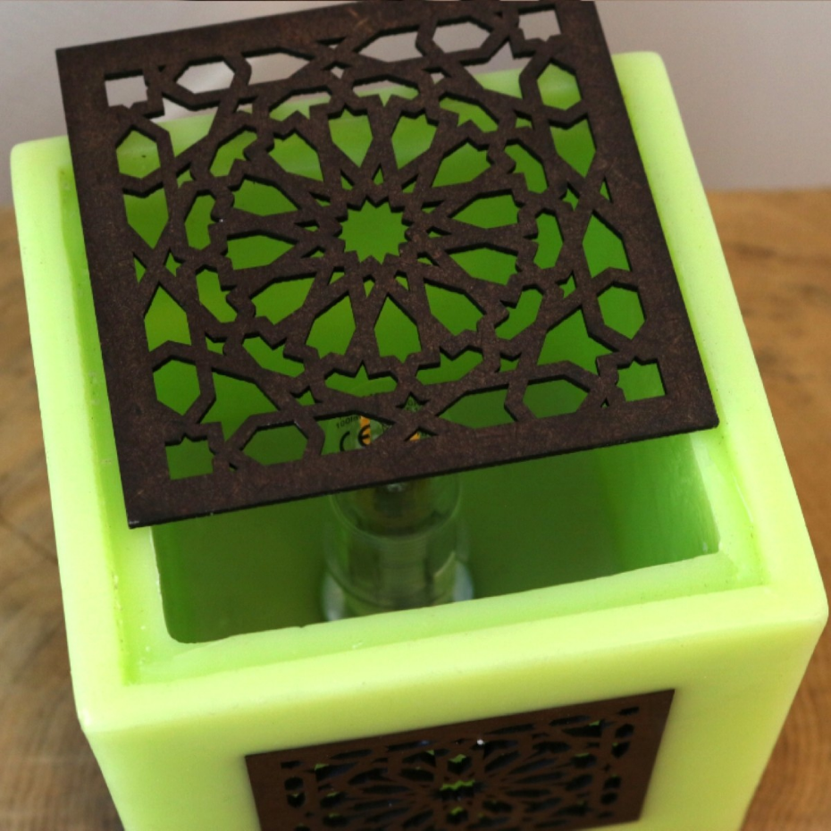 Lampe en véritable cire motif arabesque, ZEN