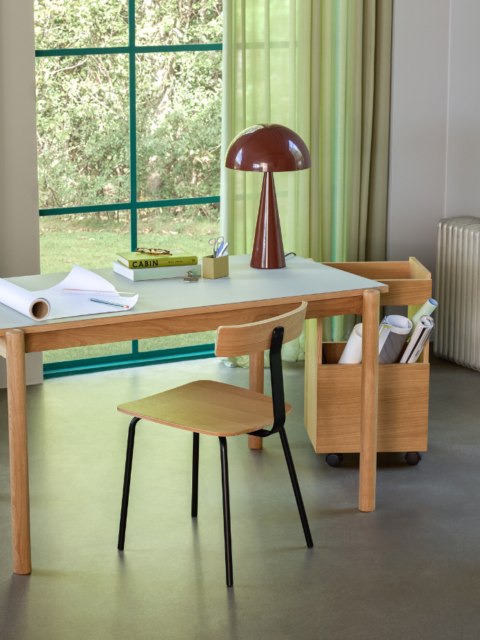 Lampe de table en fer MUSH