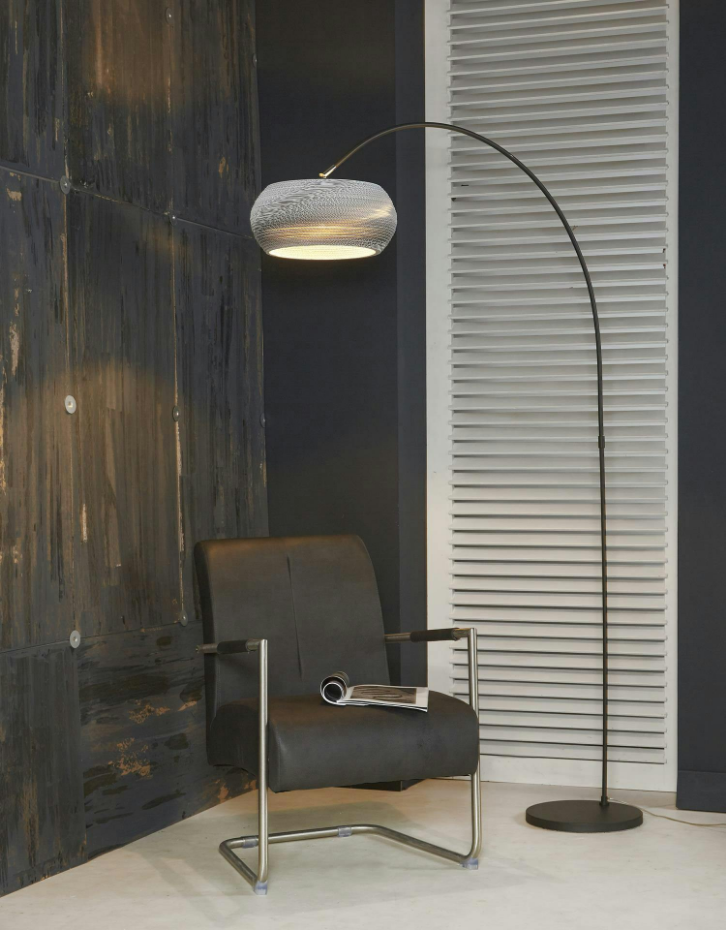 Lampadaire contemporain arc en métal abat-jour blanc