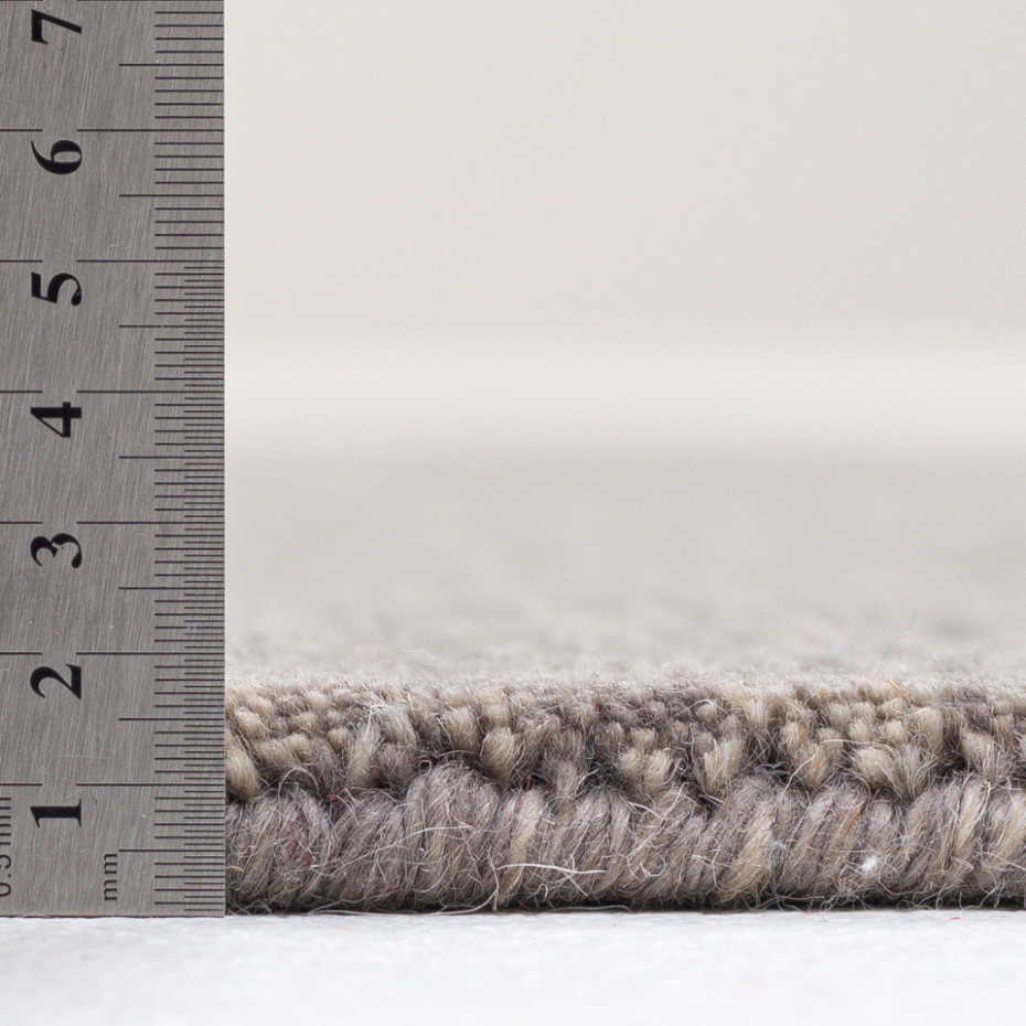 Tapis UNI en laine vierge tissé à la main agréable au toucher