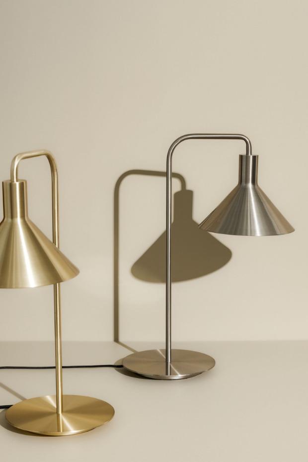 Lampe de table en fer SOLO